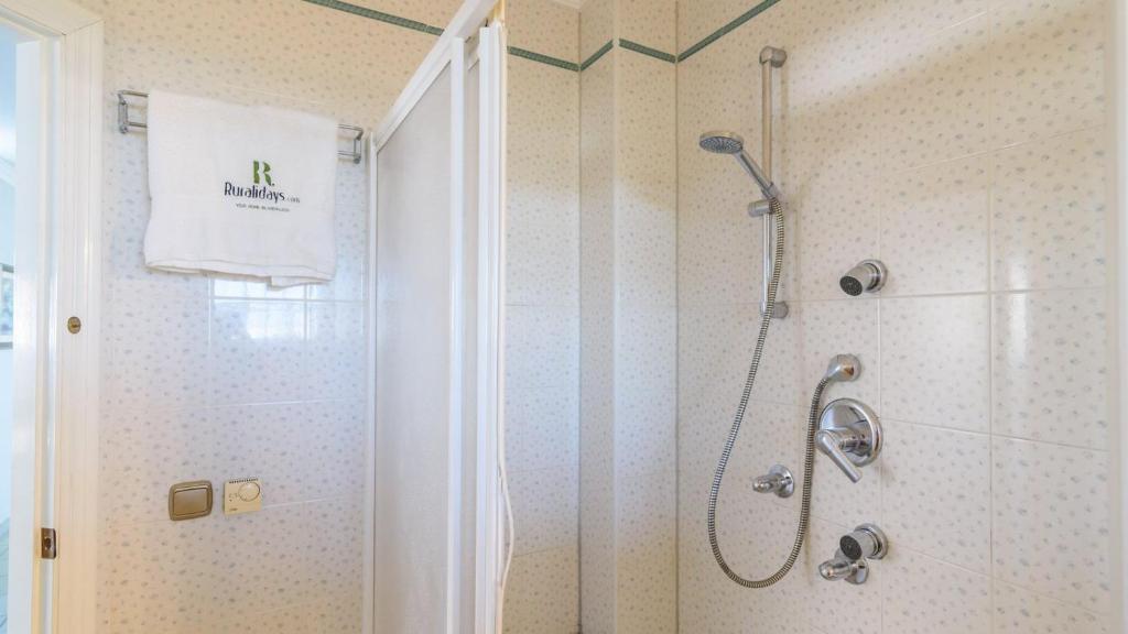 hidromasaje pequeño Ducha con hidromasaje